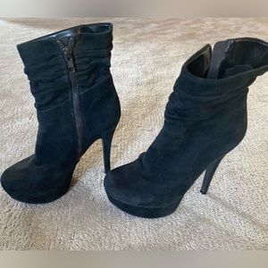 Aldo size 37 black booties